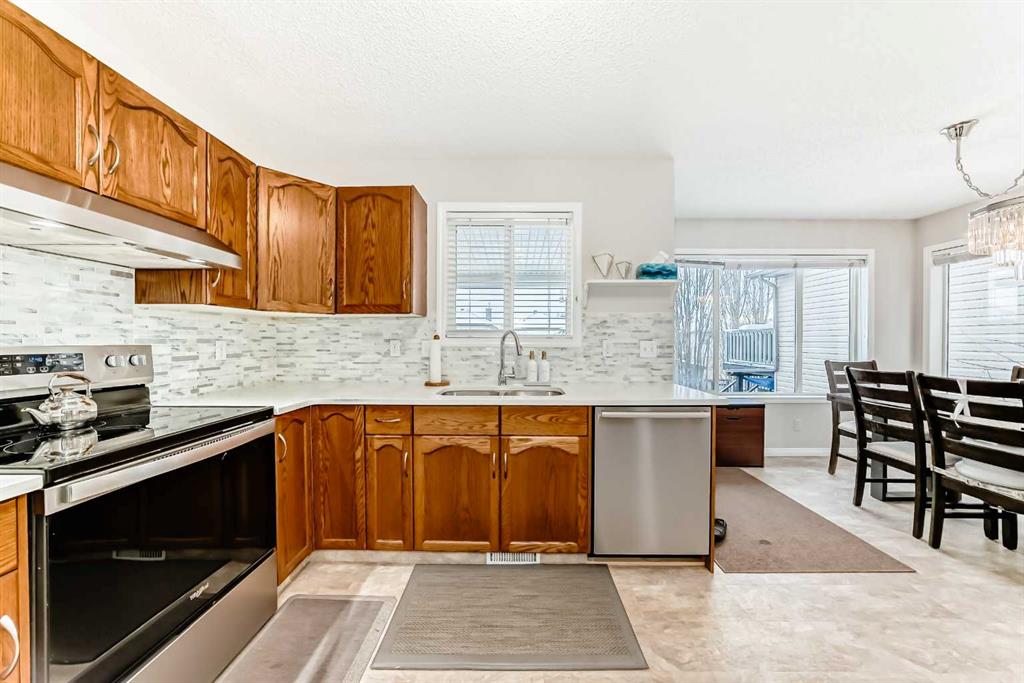 Picture for 206 Evansmeade Close NW