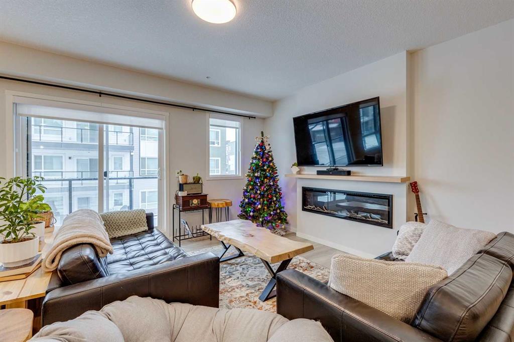 Picture for 3204, 33 Carringham Gate NW