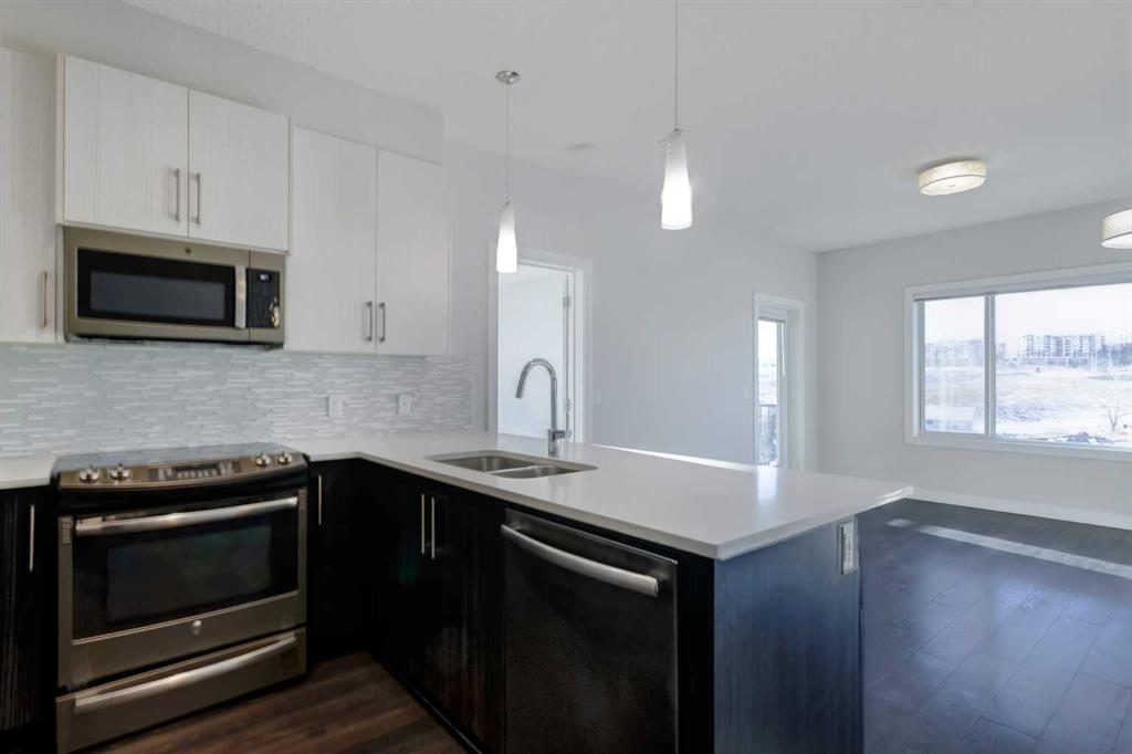 Picture for 321, 16 Sage Hill Terrace NW