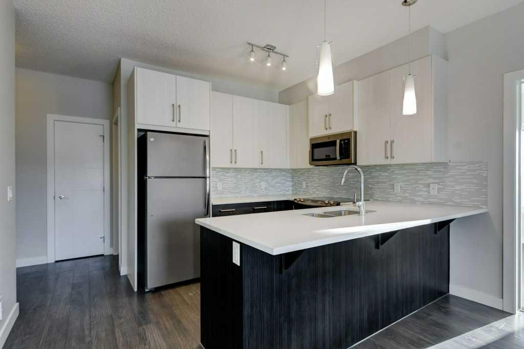 Picture for 321, 16 Sage Hill Terrace NW