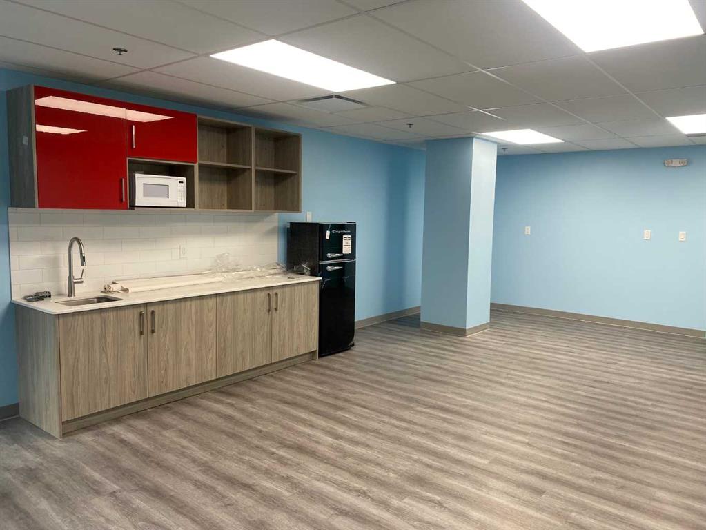 Picture for 220, 634 6 Avenue SW