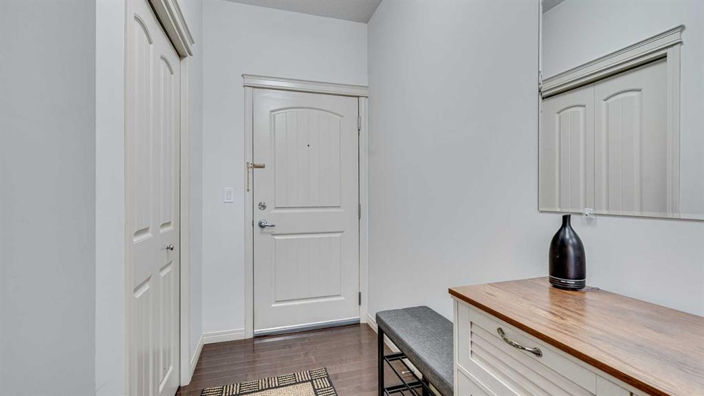 Picture for 412, 304 Cranberry Park SE