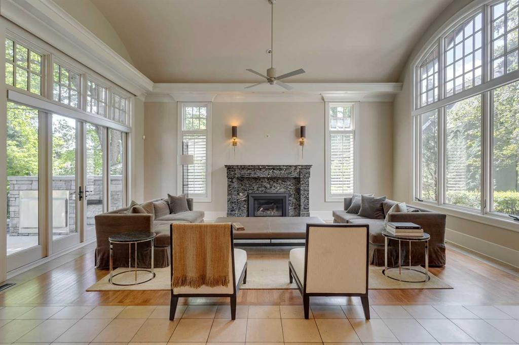 Picture for 2704 Montcalm Crescent SW