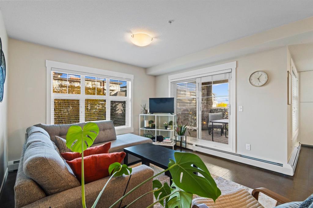 Picture for 2206, 11 Mahogany Row SE