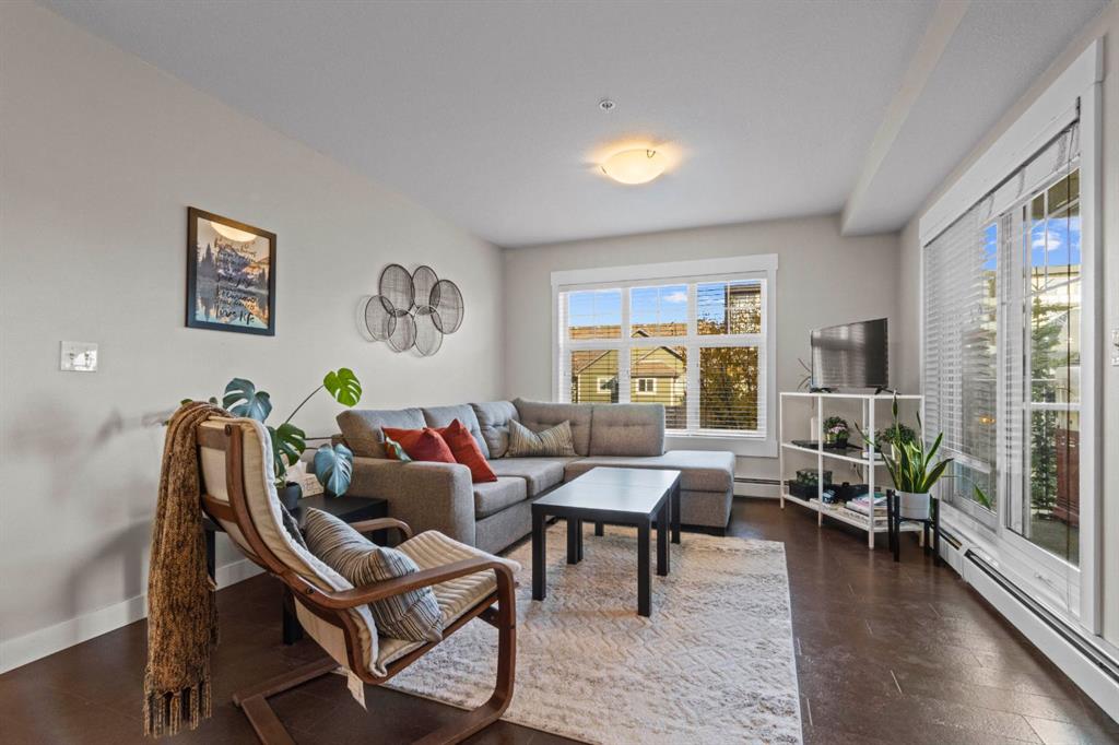 Picture for 2206, 11 Mahogany Row SE