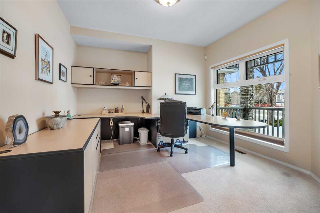 Picture for 199 Rocky Ridge Drive NW