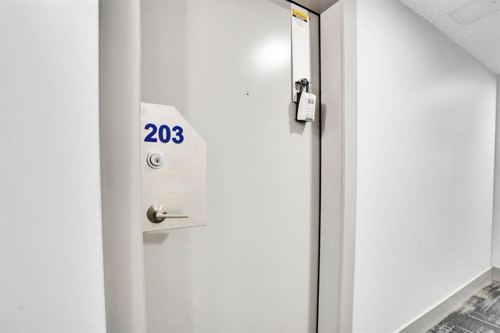 Picture for 203, 510 Edmonton Trail 