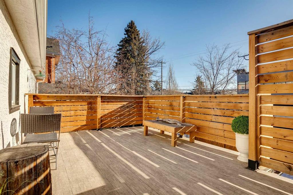 Picture for 37 Elma Street W