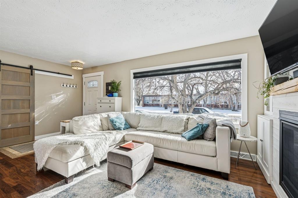 Picture for 56 Haddock Road SW