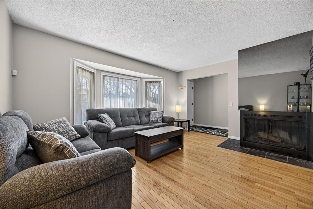 Picture for 178 Templehill Drive NE