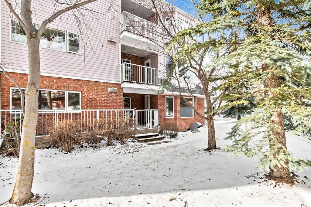 Picture for 1103, 1103 Hawksbrow Point NW