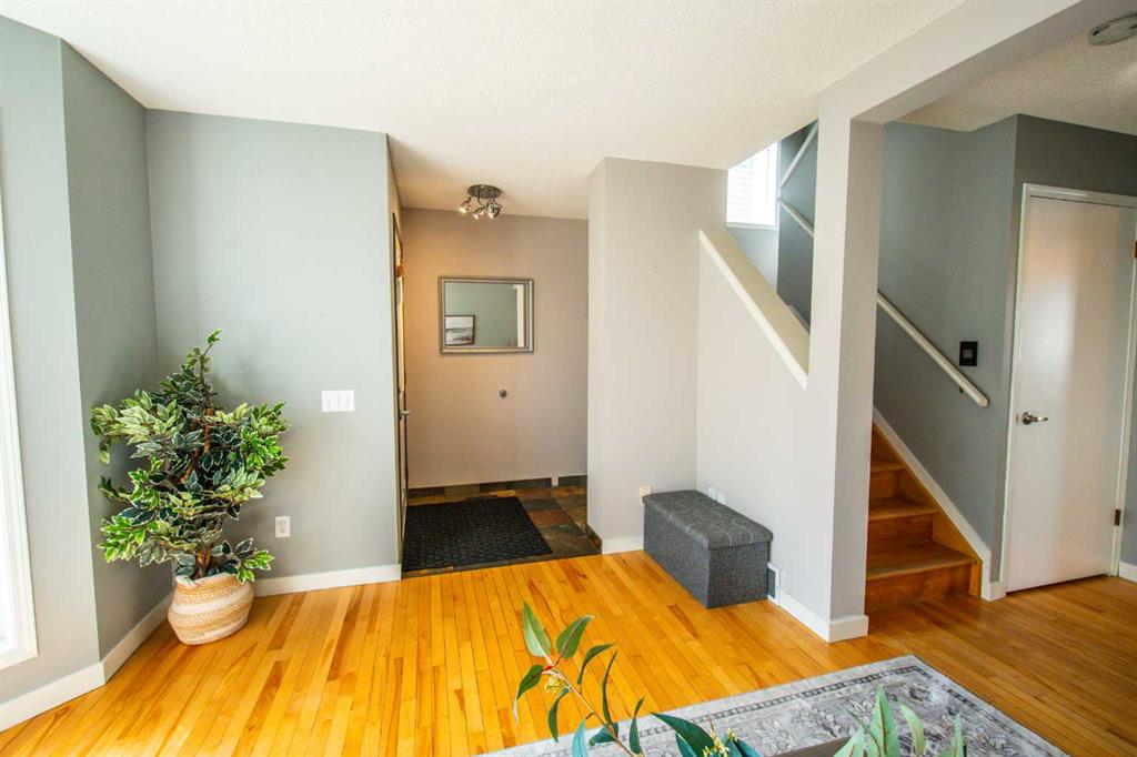 Picture for 84 Hidden Green NW