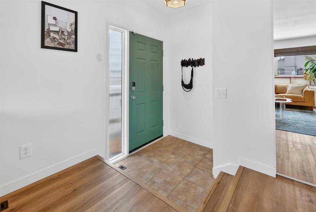 Picture for 584 Woodhill Place SW