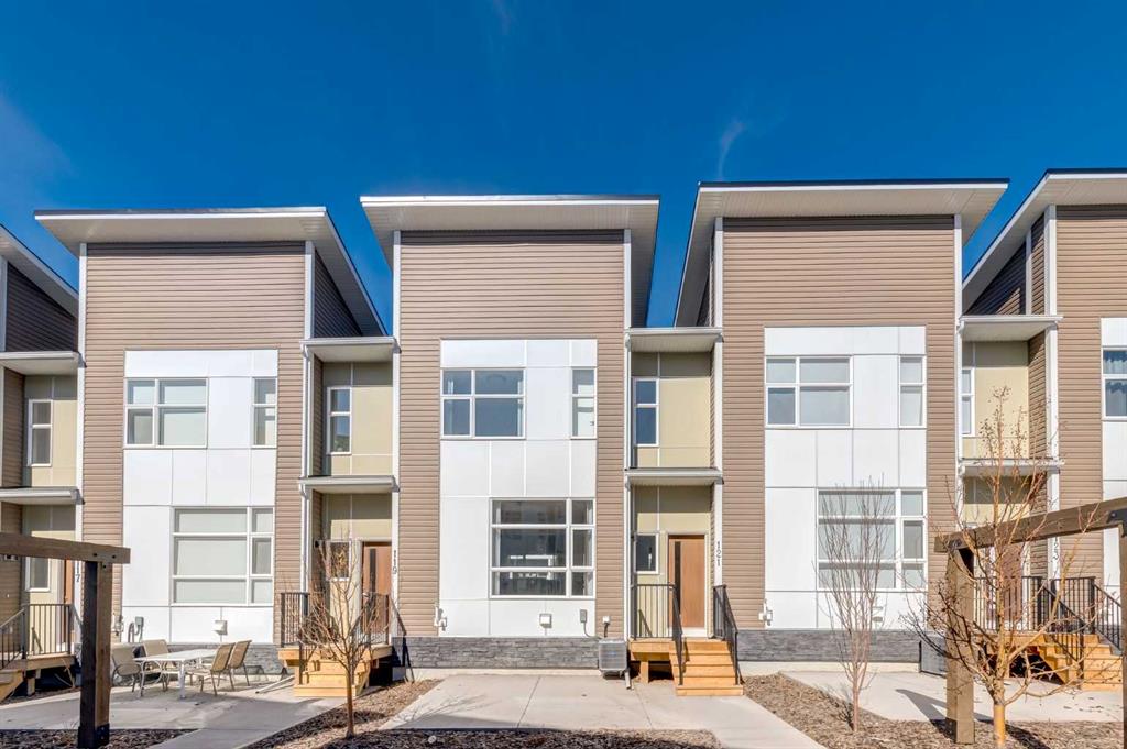 Picture for 121 Walden Lane SE