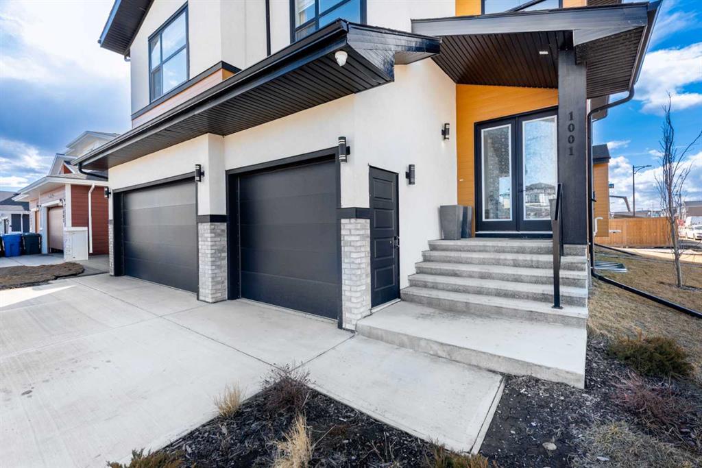 Picture for 1001 Waterford Drive SE