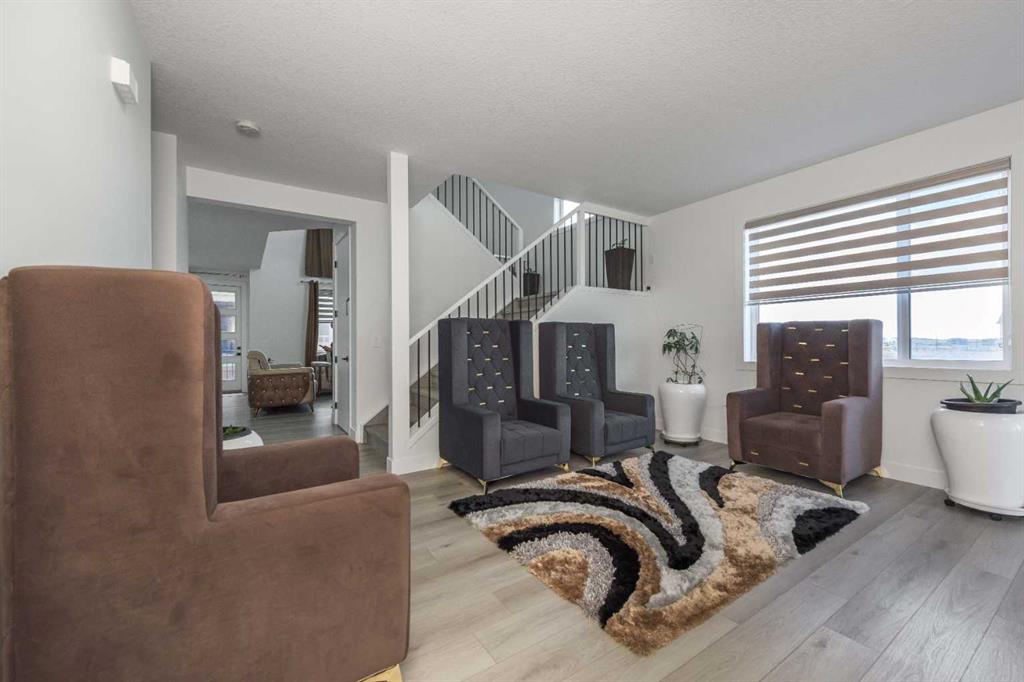 Picture for 1001 Waterford Drive SE