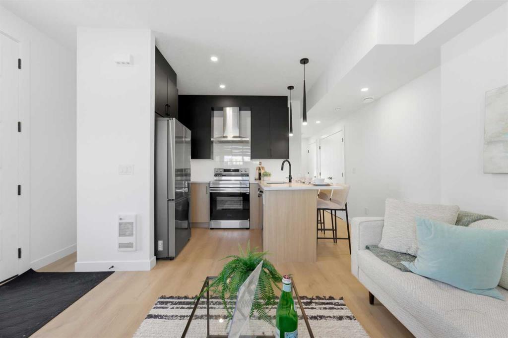 Picture for 409, 200 Belvedere Boulevard SE