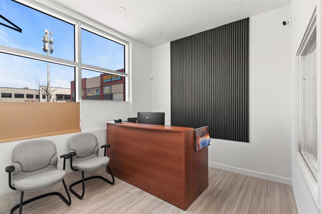 Picture for 305, 10960 42 Street NE