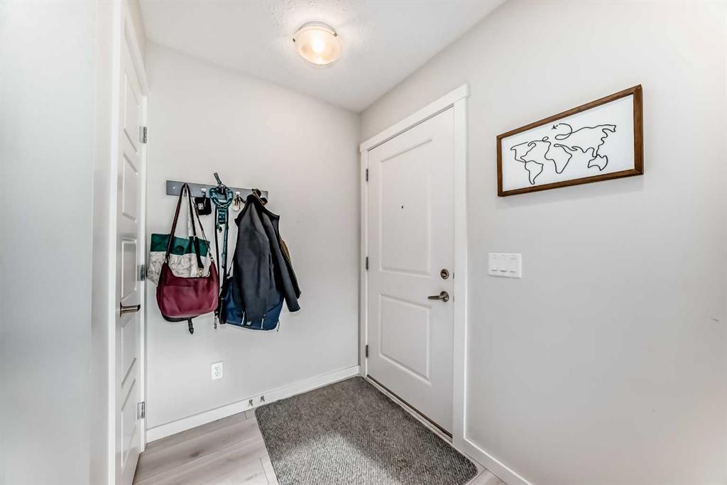 Picture for 128, 31 Red Embers Parade NE