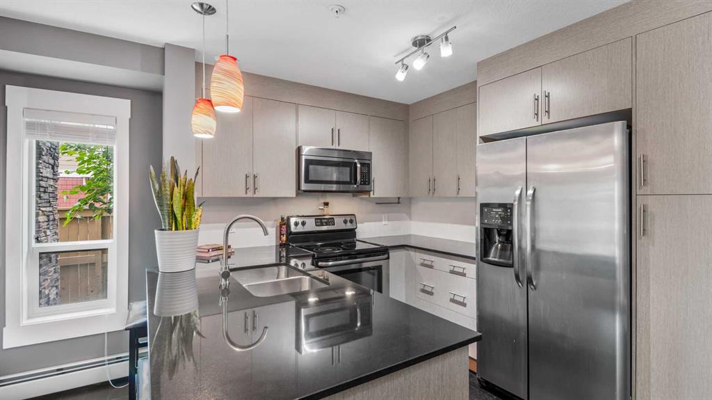 Picture for 3115, 240 Skyview Ranch Road NE