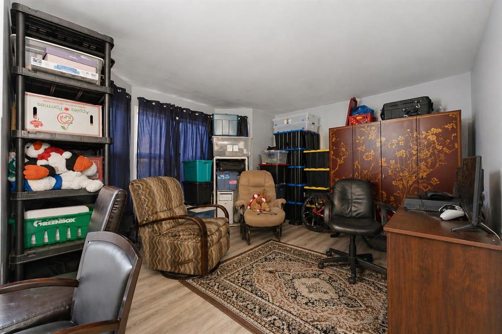 Picture for 13 Green Meadow Crescent 