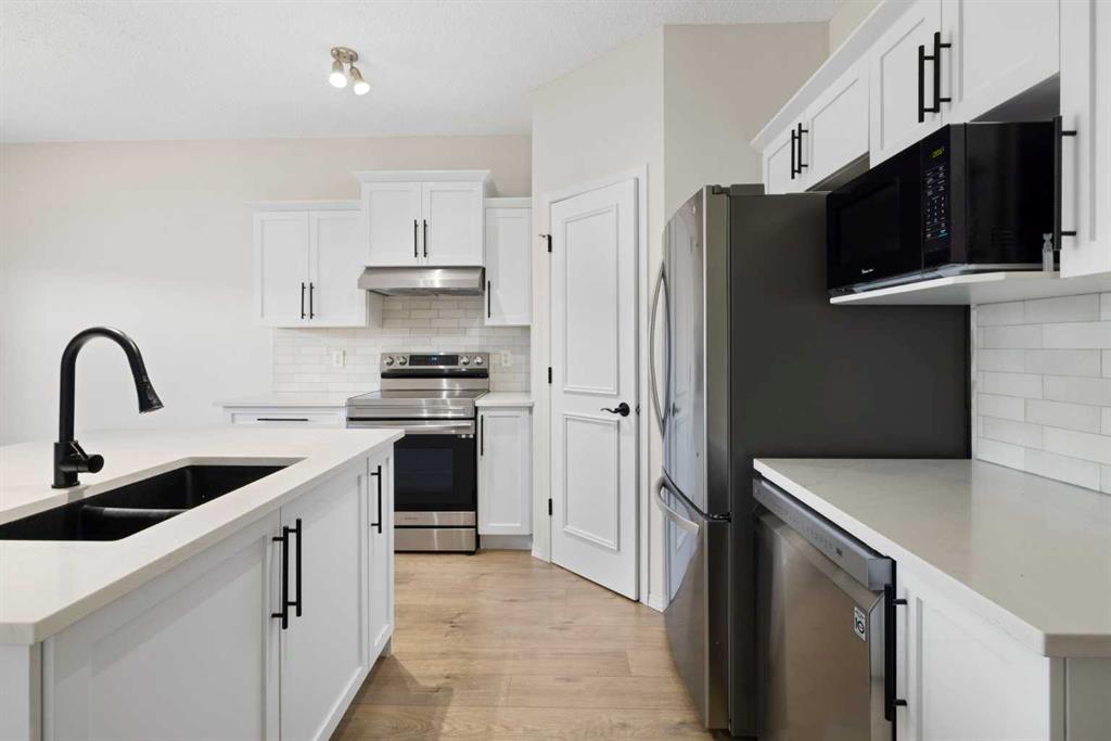 Picture for 47 Covehaven Mews NE