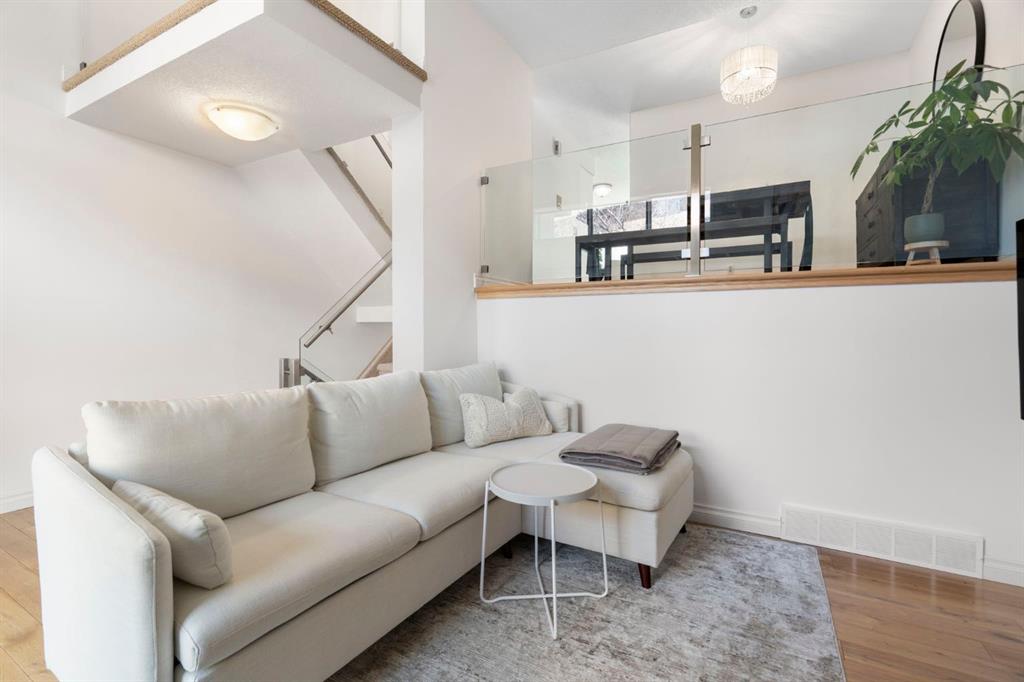 Picture for 18 Glamis Gardens SW
