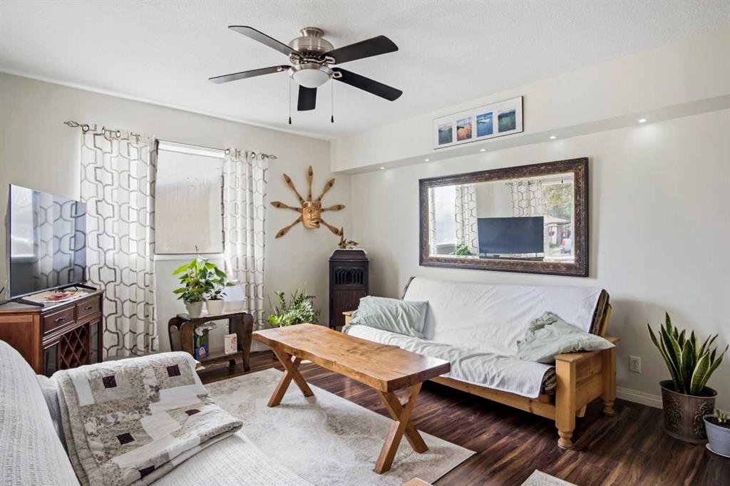 Picture for 4306 55 Avenue 