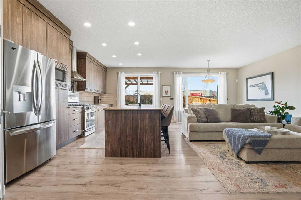 Picture for 296 Walden Parade SE