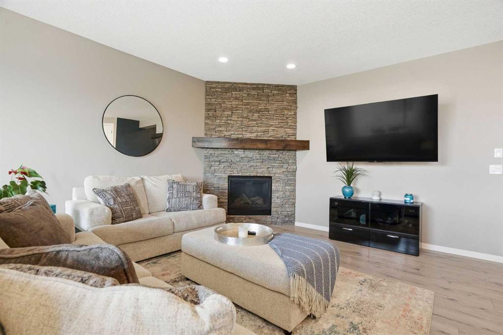 Picture for 296 Walden Parade SE