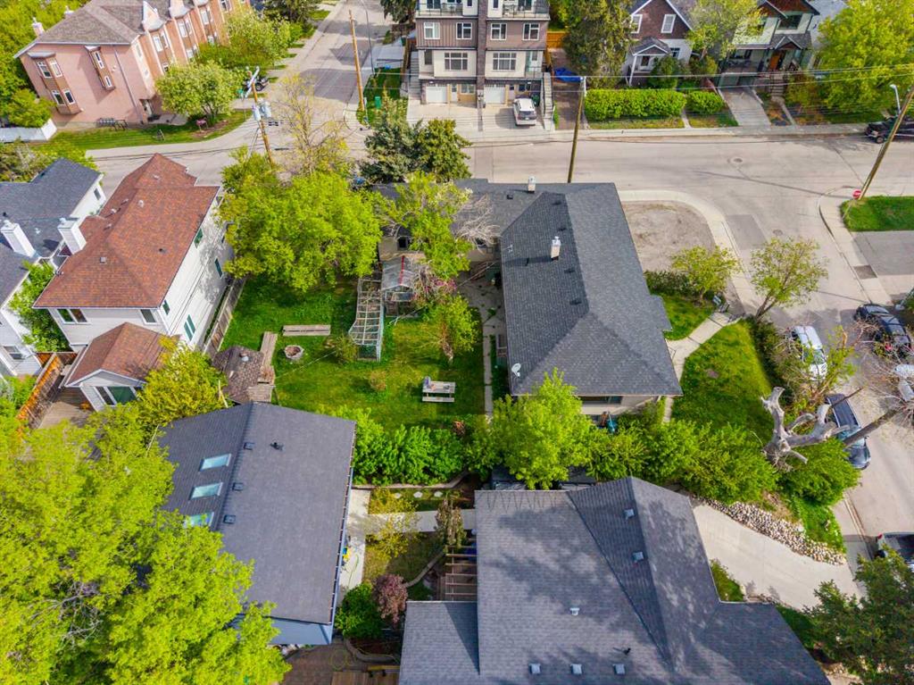 Picture for 1607 25 Avenue SW