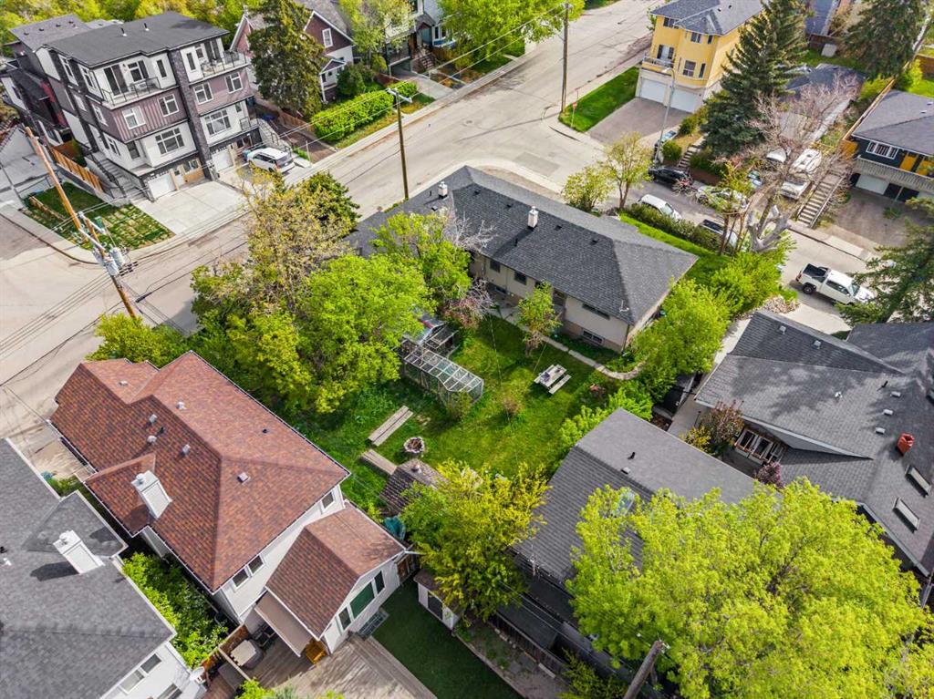 Picture for 1607 25 Avenue SW