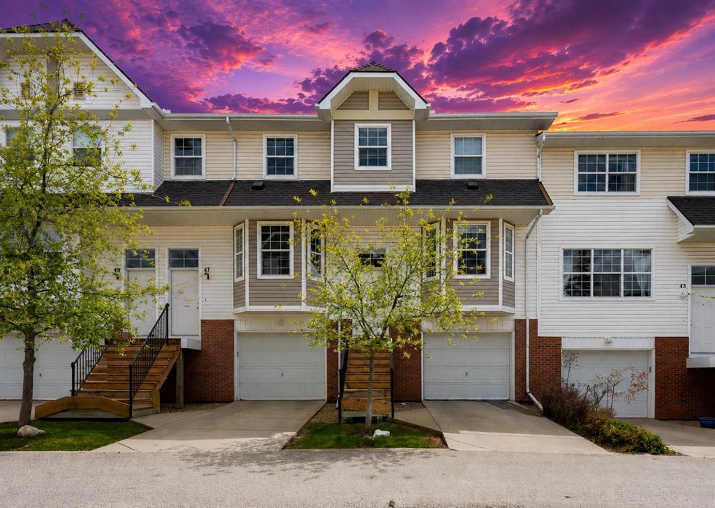 Picture for 45 Tuscany Springs Garden NW