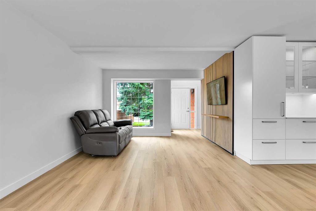Picture for 163 Citadel Park NW
