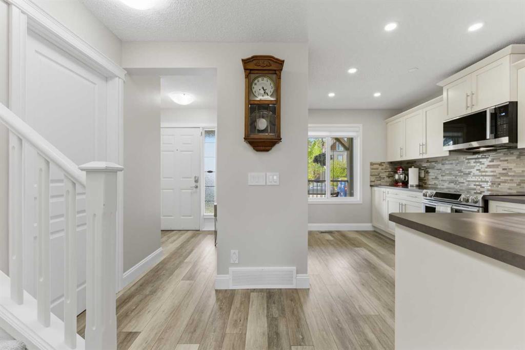 Picture for 394 Copperpond Boulevard SE