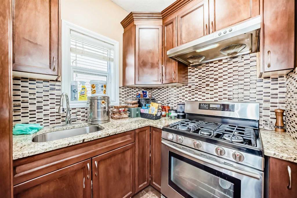 Picture for 117 Saddlelake Grove NE