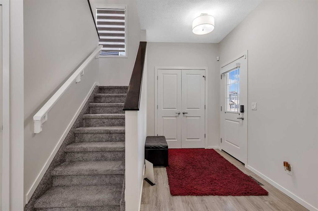 Picture for 262 Hillcrest Heights SW