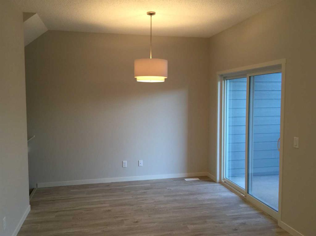 Picture for 972 Nolan Hill Boulevard NW