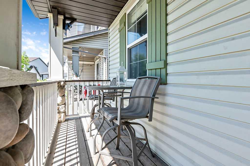 Picture for 142 Elgin View SE