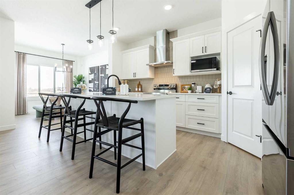 Picture for 500 Savanna Crescent NE