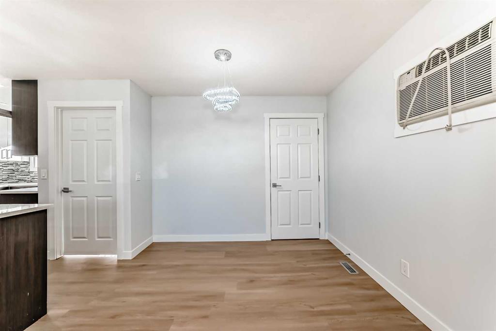 Picture for 207 Pinecliff Way NE https://www.cirrealty.ca/reb/creb/68/A2266568_15.jpg