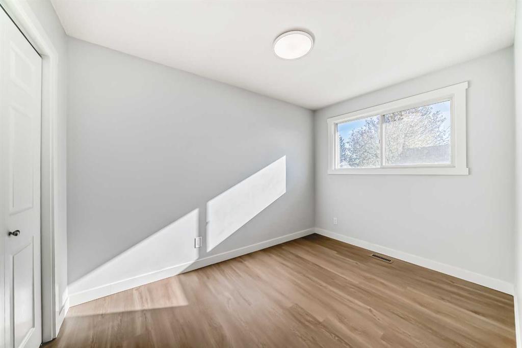 Picture for 207 Pinecliff Way NE https://www.cirrealty.ca/reb/creb/68/A2266568_25.jpg