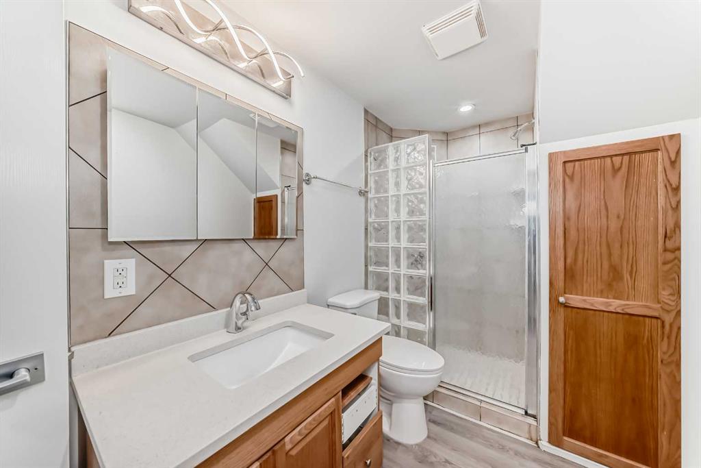 Picture for 207 Pinecliff Way NE https://www.cirrealty.ca/reb/creb/68/A2266568_43.jpg
