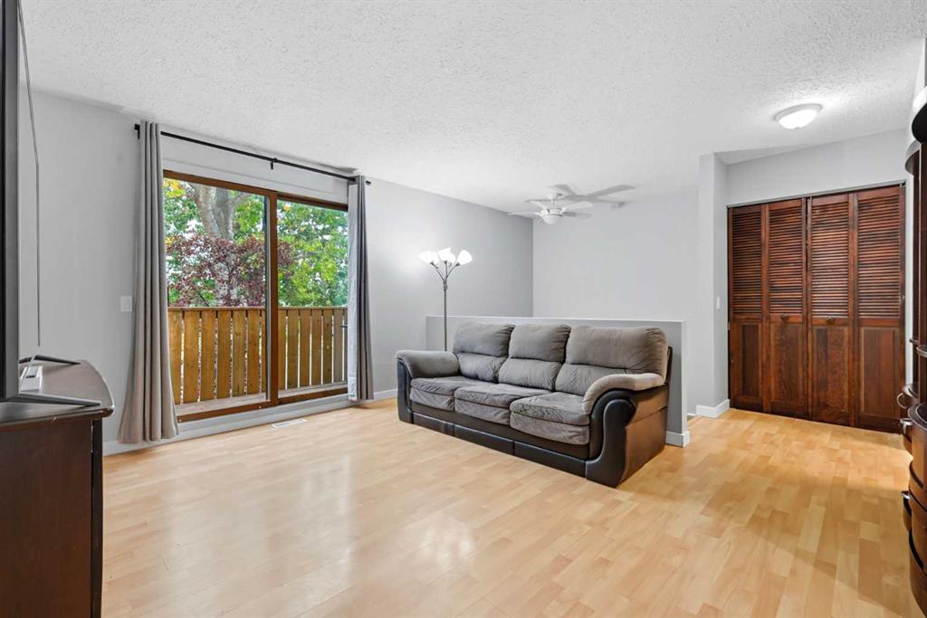 Picture for 1137 Berkley Drive NW