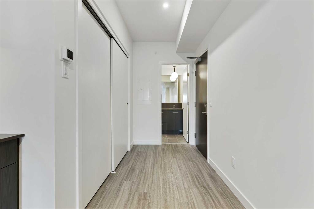 Picture for 1103, 730 2 Avenue SW