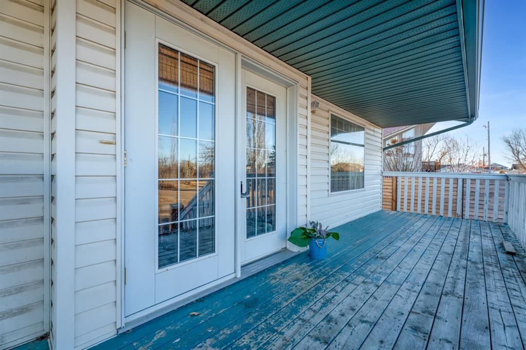 Picture for 2, 5098 52 Avenue 