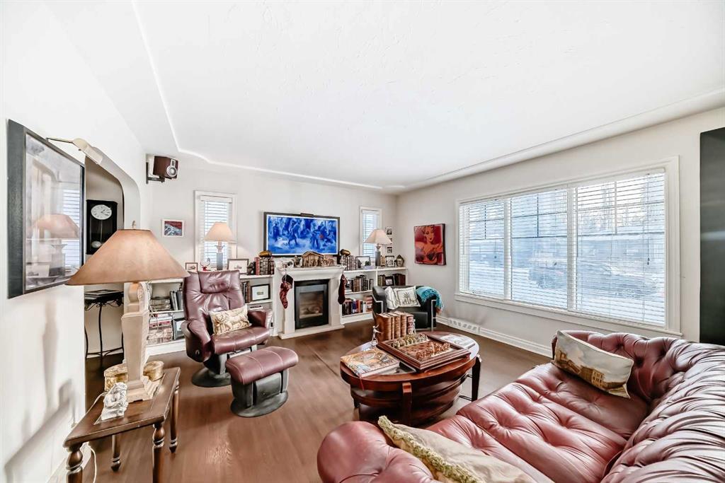 Picture for 2204 25 Avenue NW