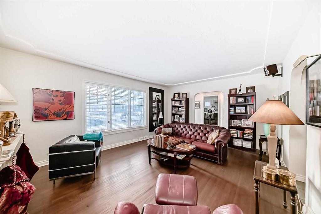 Picture for 2204 25 Avenue NW