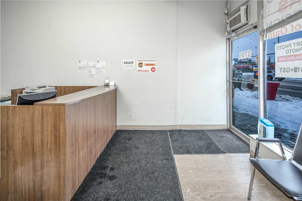 Picture for Print Shop 17 Avenue SW