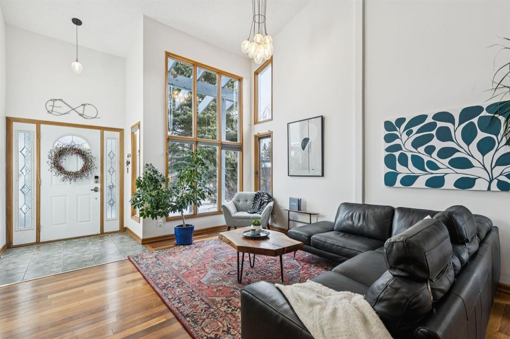 Picture for 715 Coach Bluff Crescent SW